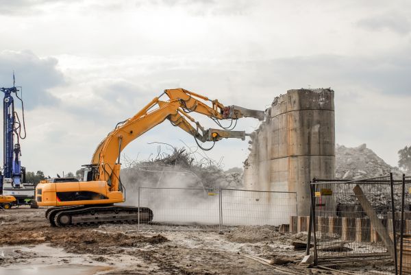 Silo Demolition in Noblesville