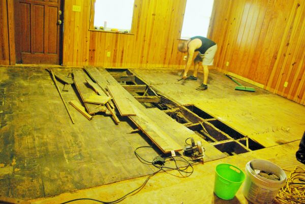 Subfloor Demolition in Noblesville